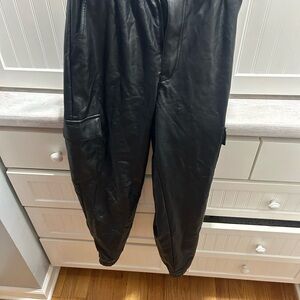 Abercrombie & Fitch Men's Black Cargo Pants